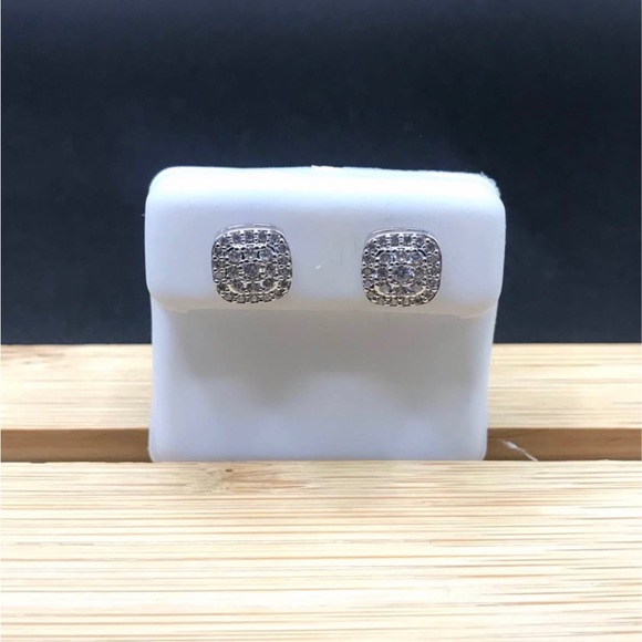 925 Sterling Silver 1.20CT MOISSANITE screw back Stud unisex Earrings - Picture 11 of 13